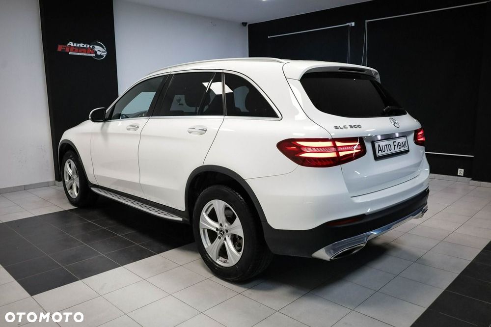 Mercedes-Benz GLC - 10