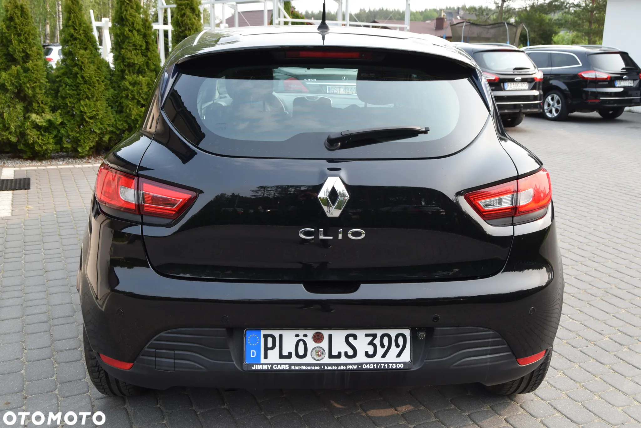 Renault Clio 1.2 16V 75 Life - 14