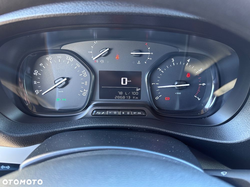 Toyota Proace - 11