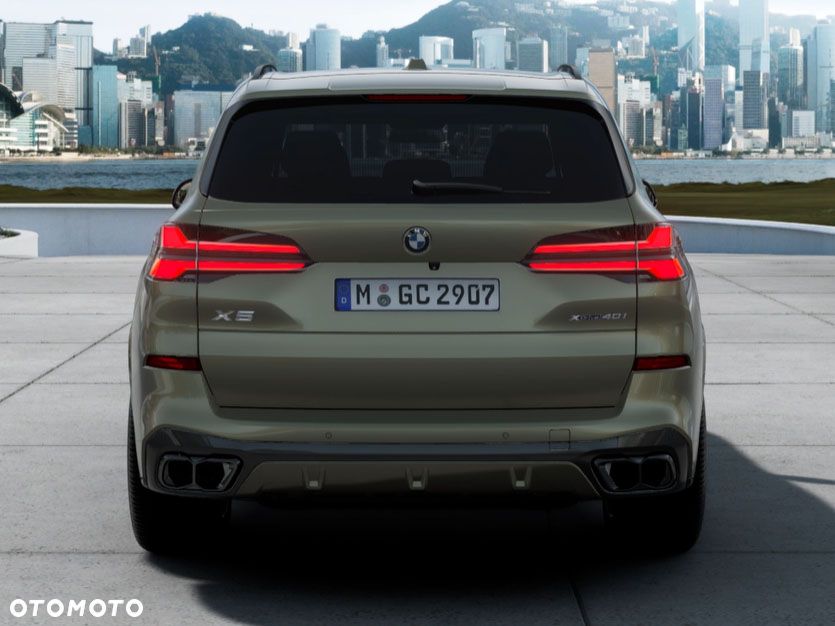 BMW X5 xDrive40i - 7