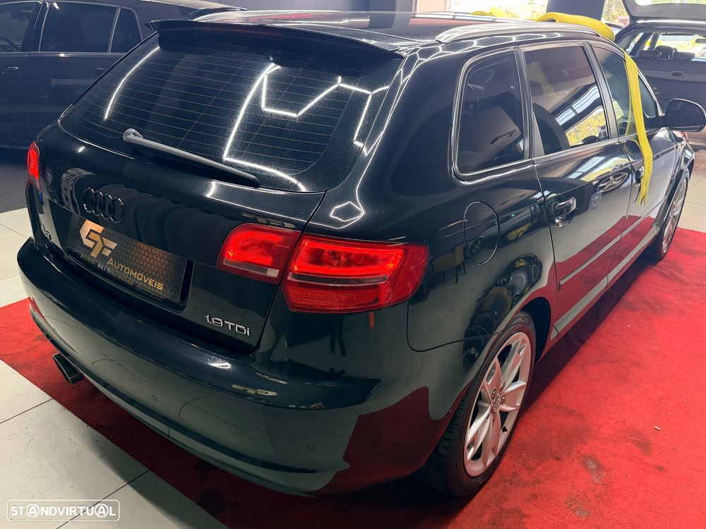 Audi A3 Sportback 1.9 TDi Sport - 4