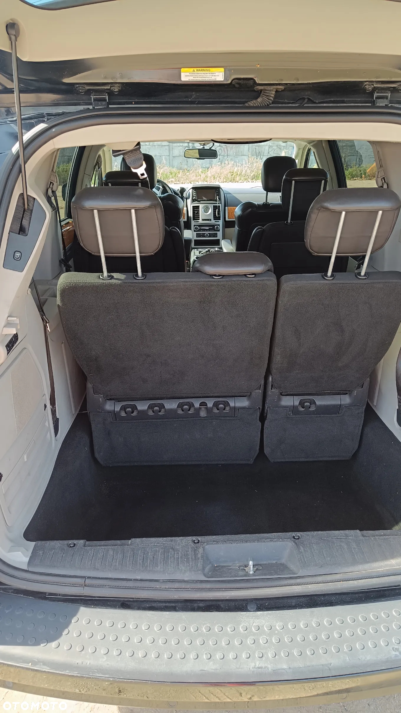 Chrysler Grand Voyager 2.8 CRD Limited - 24