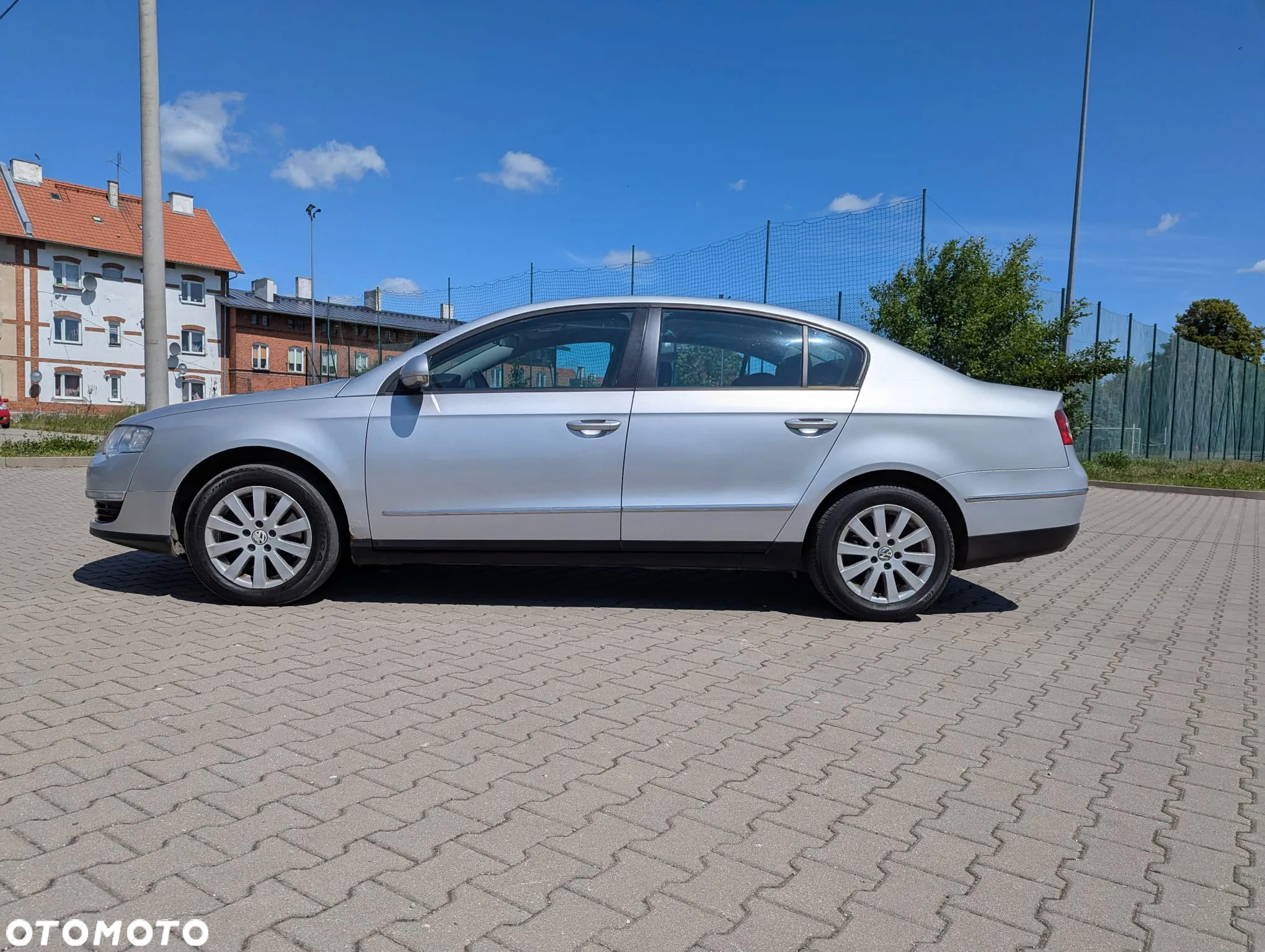 Volkswagen Passat 1.9 TDI Trendline - 9