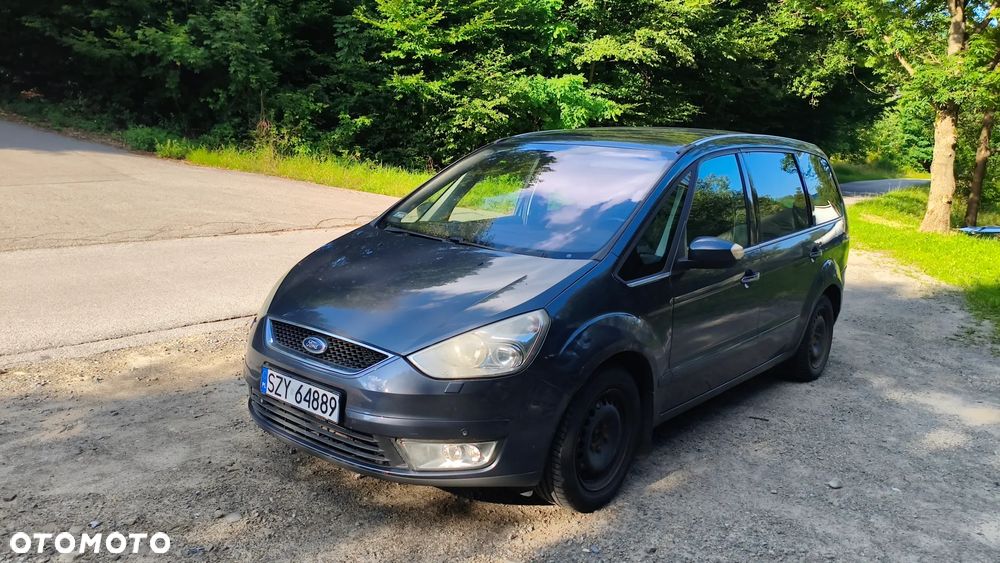 Ford Galaxy 2.0 Ghia - 1