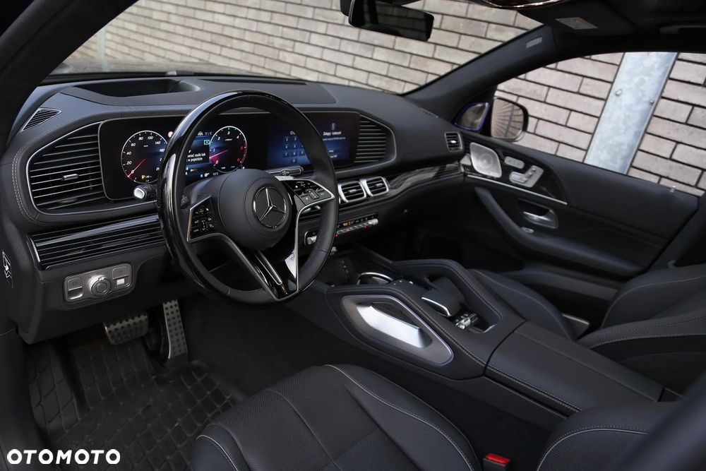 Mercedes-Benz GLS - 18