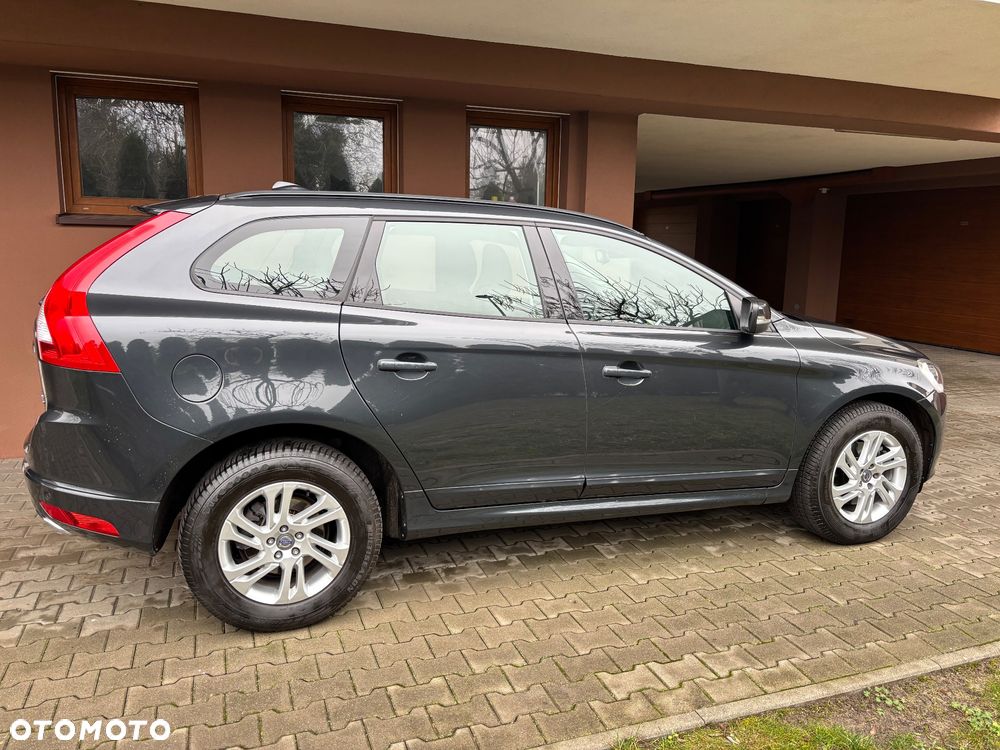 Volvo XC 60 D4 Geartronic Momentum - 10