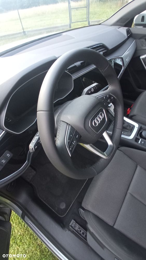 Audi Q3 35 TFSI S tronic - 9