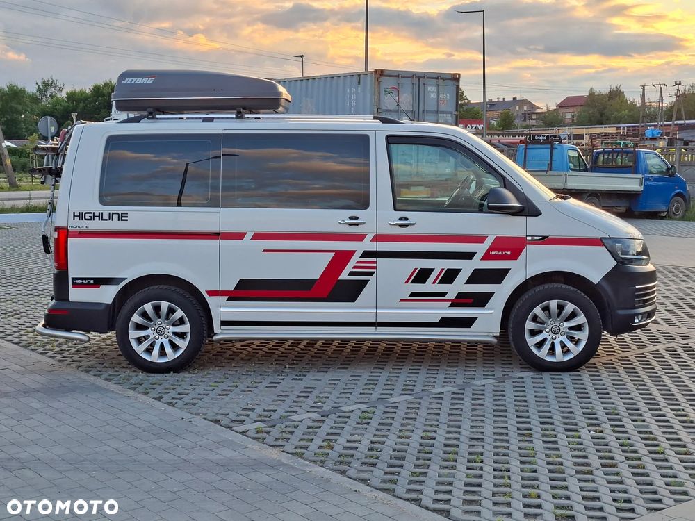 Volkswagen Caravelle - 12