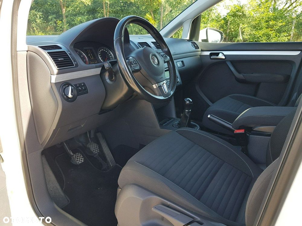 Volkswagen Touran 1.4 TSI Cup - 10