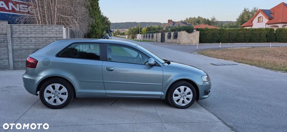 Audi A3 1.6 Attraction - 7