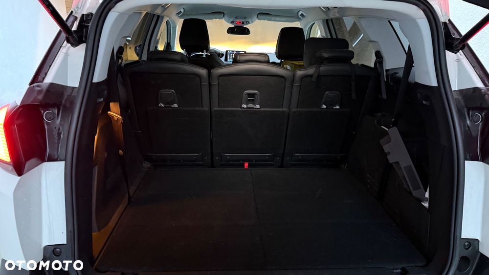 Peugeot 5008 1.2 PureTech Allure Pack S&S EAT8 - 13