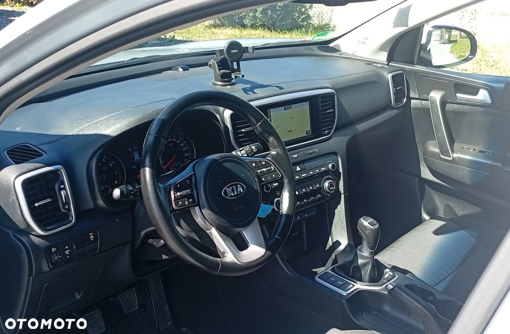 Kia Sportage 1.6 GDI 2WD DREAM-TEAM EDITION - 17