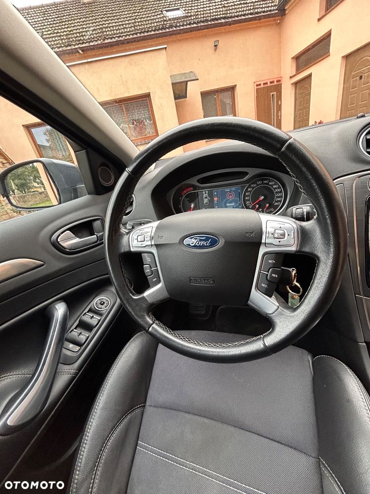 Ford Mondeo 2.0 TDCi Titanium - 10