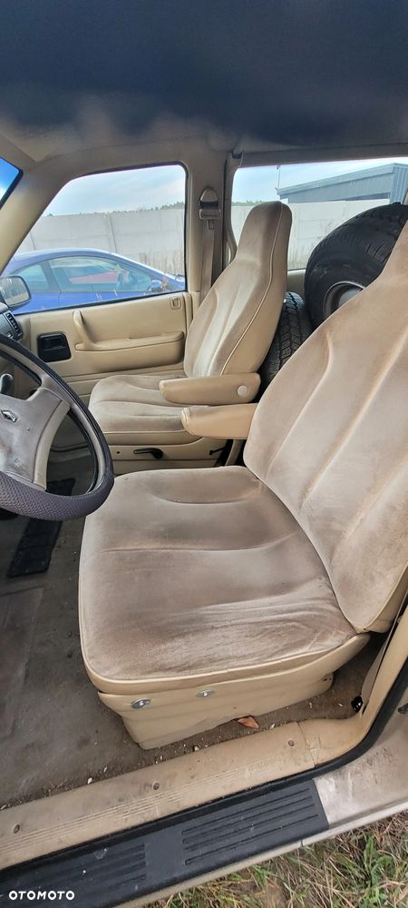 Chrysler Voyager - 9