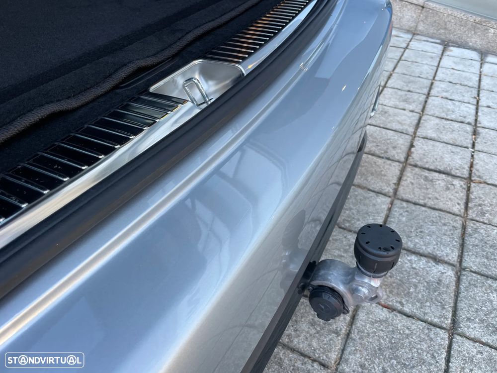 Mercedes-Benz E 220 d AMG Line - 35
