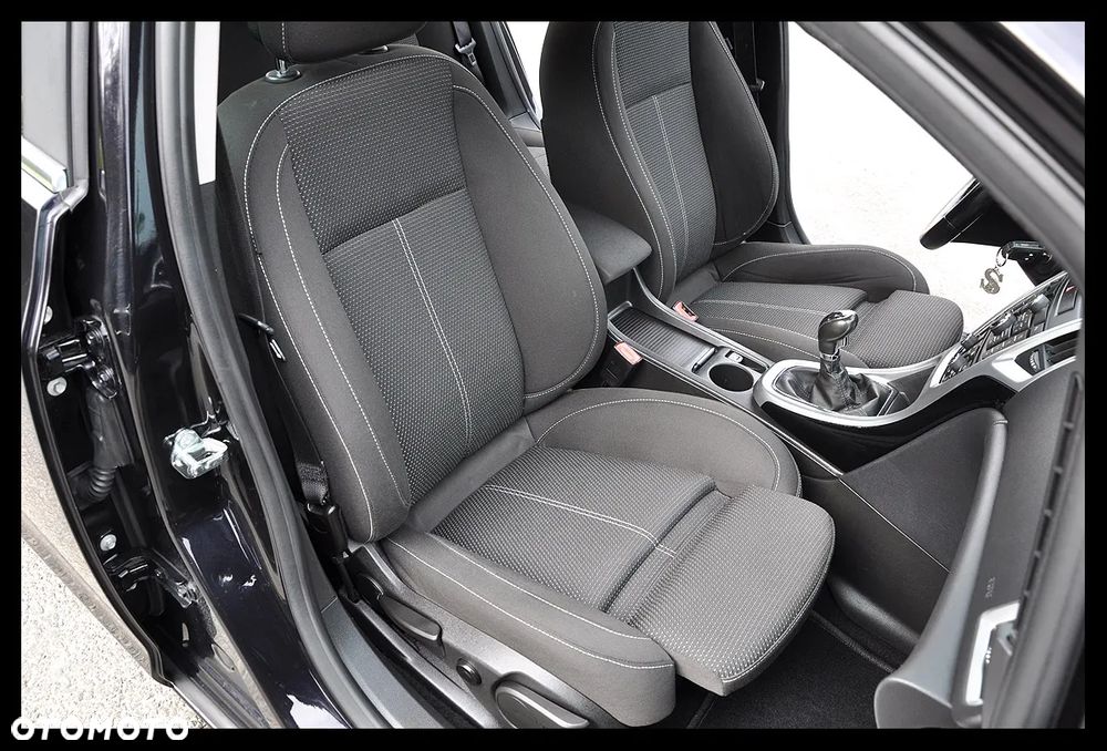 Opel Astra 1.4 Turbo Innovation - 21