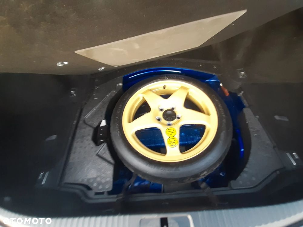 Lexus GS 200t / 300 F Sport - 15