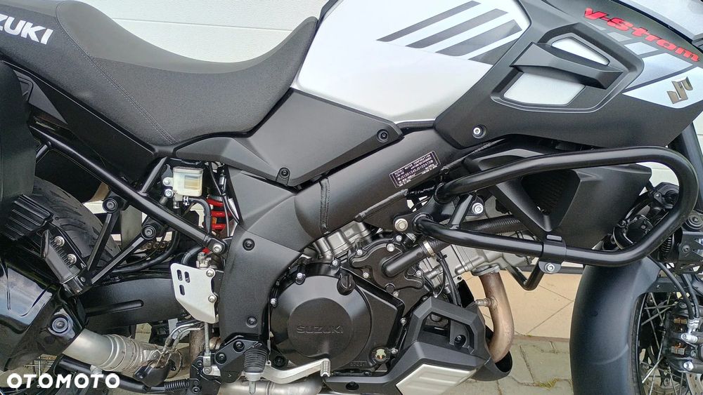 Suzuki DL - 7