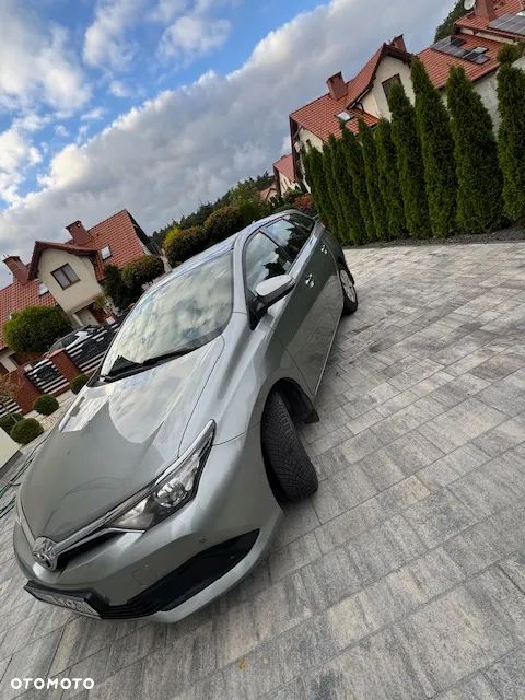 Toyota Auris 1.6 Active - 2