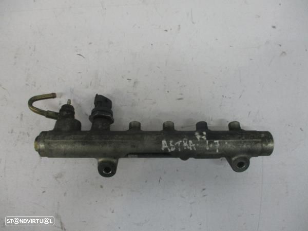 Regua Injeçao / Estrela Rail Opel Astra H (A04) - 4