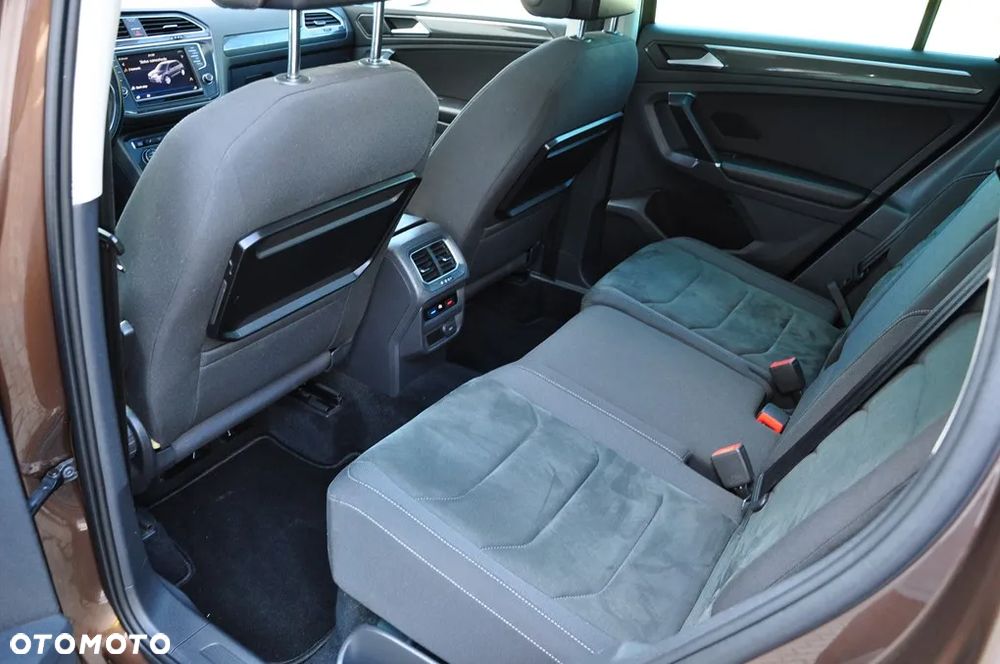 Volkswagen Tiguan 2.0 TDI SCR 4MOTION DSG Highline - 25