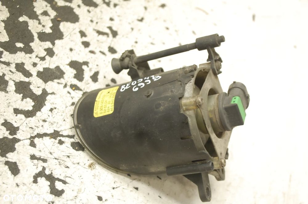 HALOGEN LAMPA PRZECIWMGIELNA LEWA PRAWA PRZÓD PRZEDNIA 8E0941699B 8E0941700B AUDI A4 B6 - 3