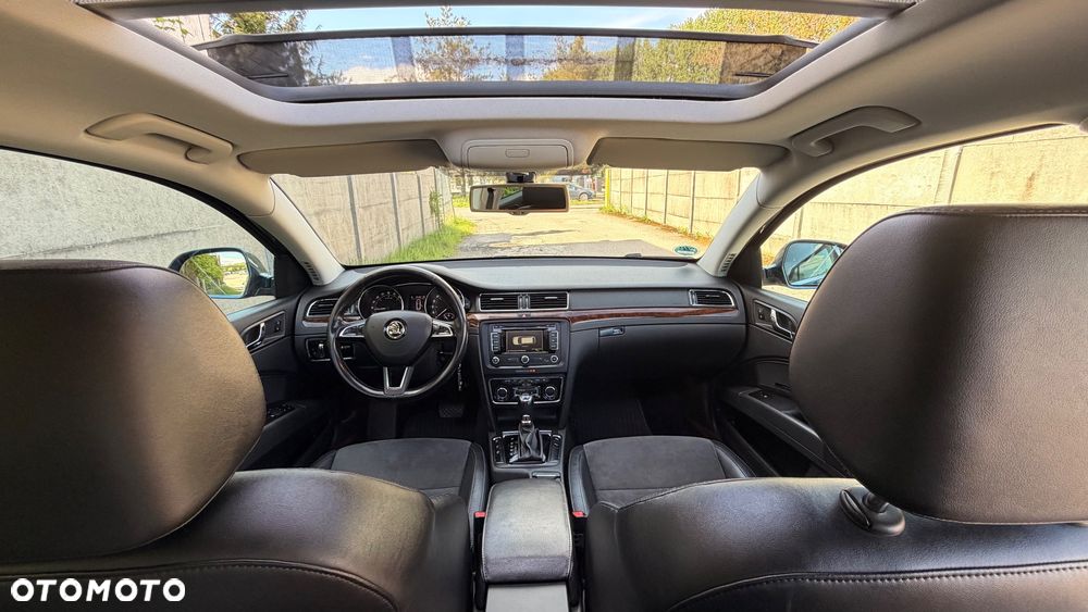 Skoda Superb 2.0 TDI DSG Exclusive - 26