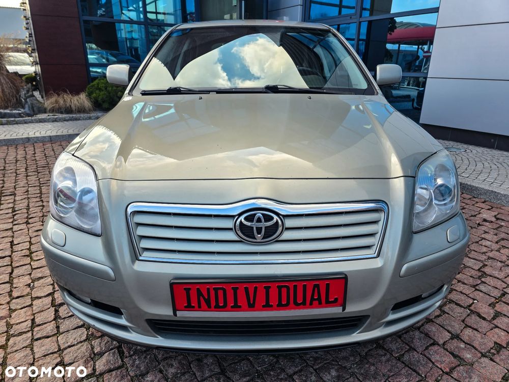 Toyota Avensis - 3