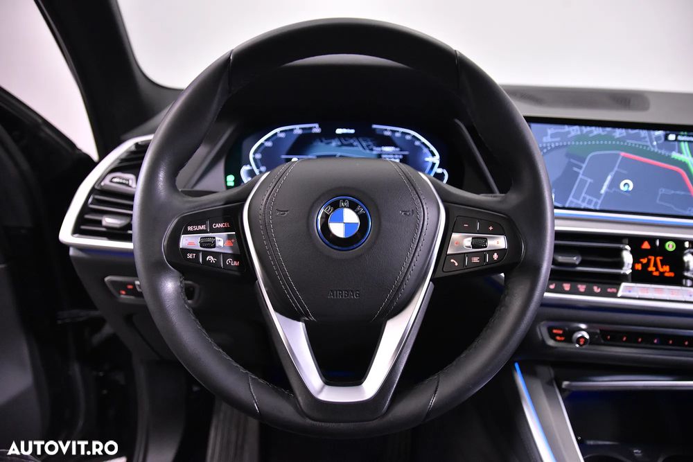 BMW X5 xDrive45e - 16