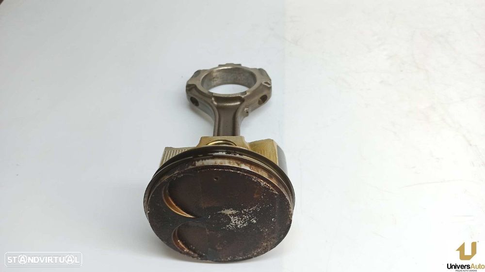 BIELA INFINITI G COUPE G37 S - 5