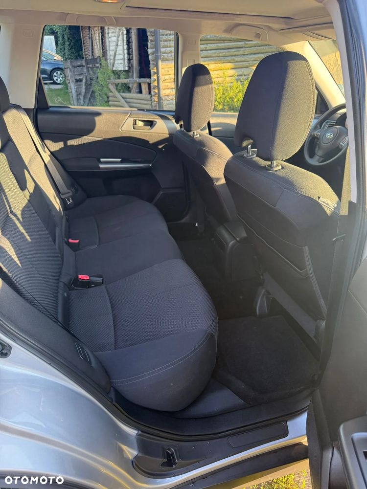 Subaru Forester 2.0X Edition - 18