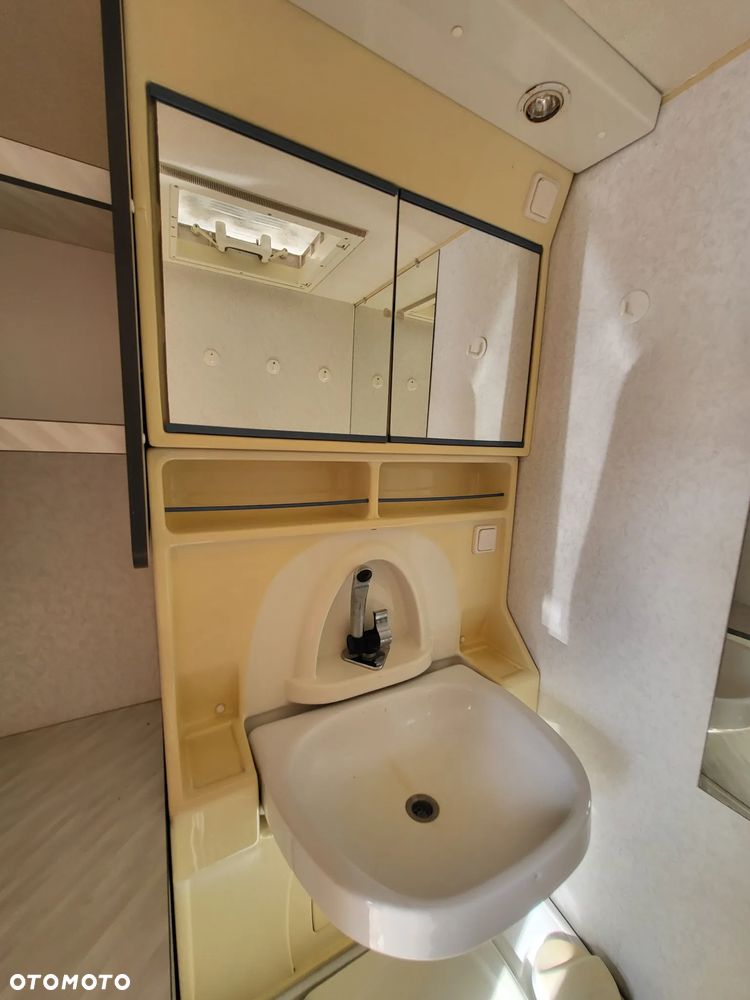 Chateau LACAR 384 - 16