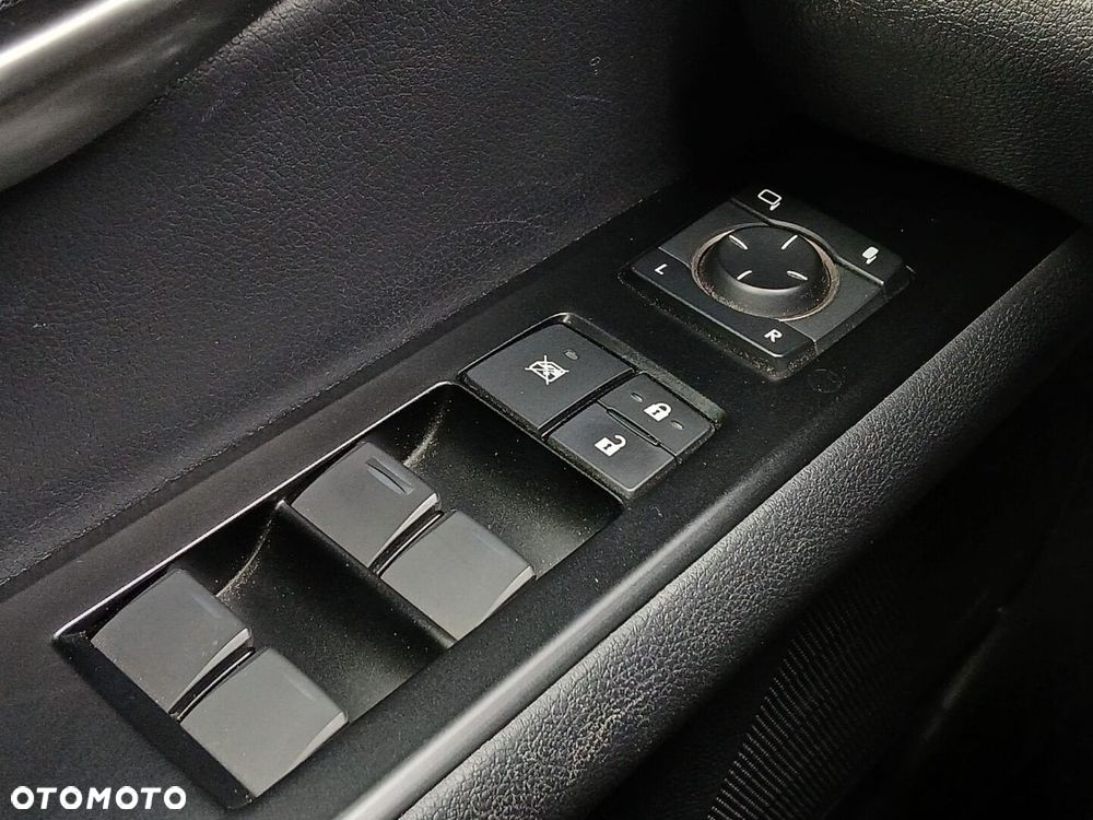 Lexus UX 250h GPF Business Edition 2WD - 37