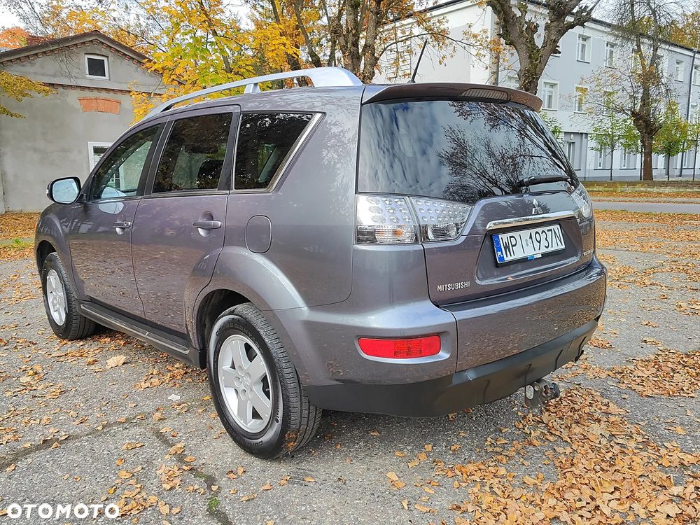 Mitsubishi Outlander 2.0 Intense + NAVI 2WD EU5 - 5