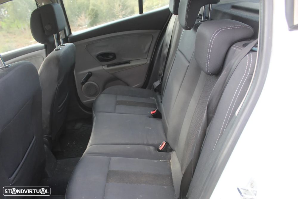 Renault Mégane 1.5 dCi Emotion - 7