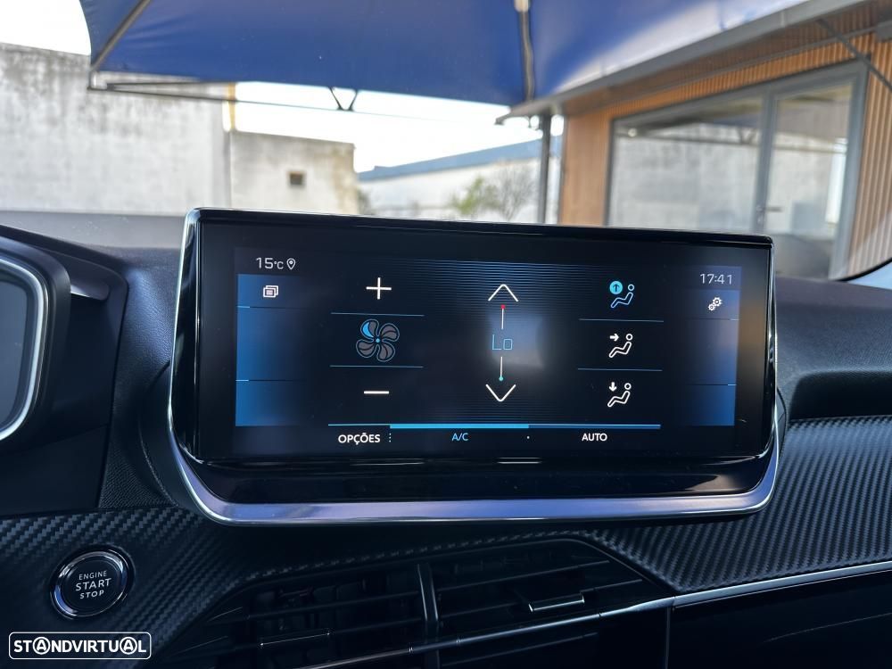 Peugeot 208 1.2 PureTech Allure EAT8 - 20