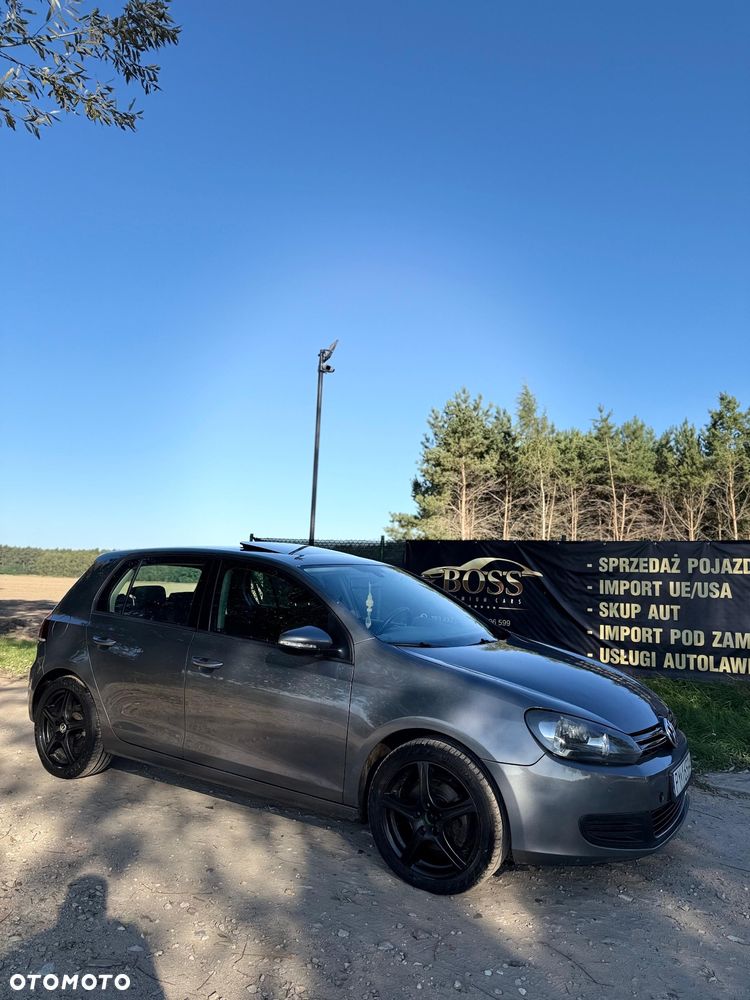 Volkswagen Golf 2.0 TDI DPF BlueMotion Technology Comfortline - 12