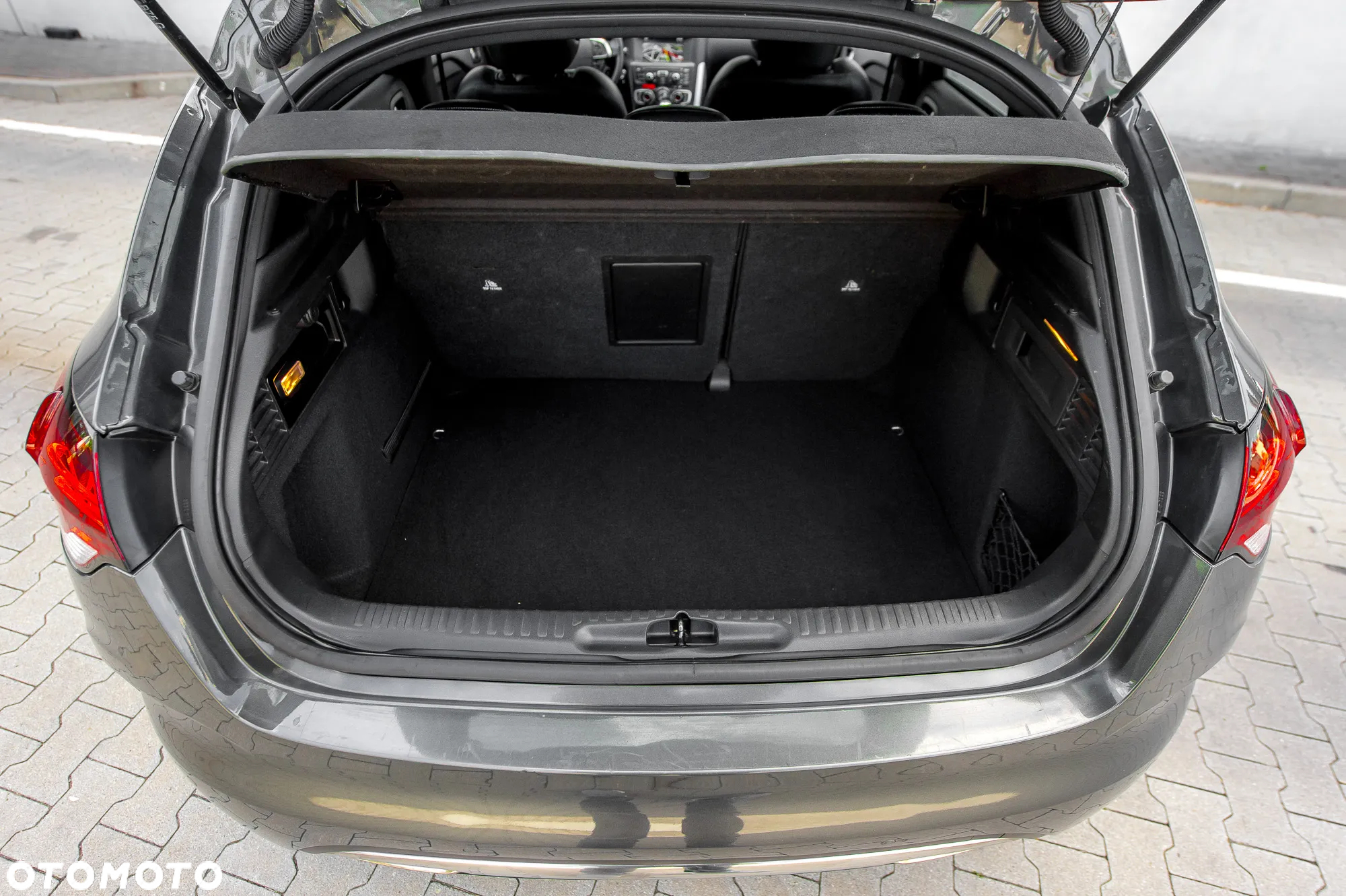 Citroën DS4 1.6 THP SoChic - 18
