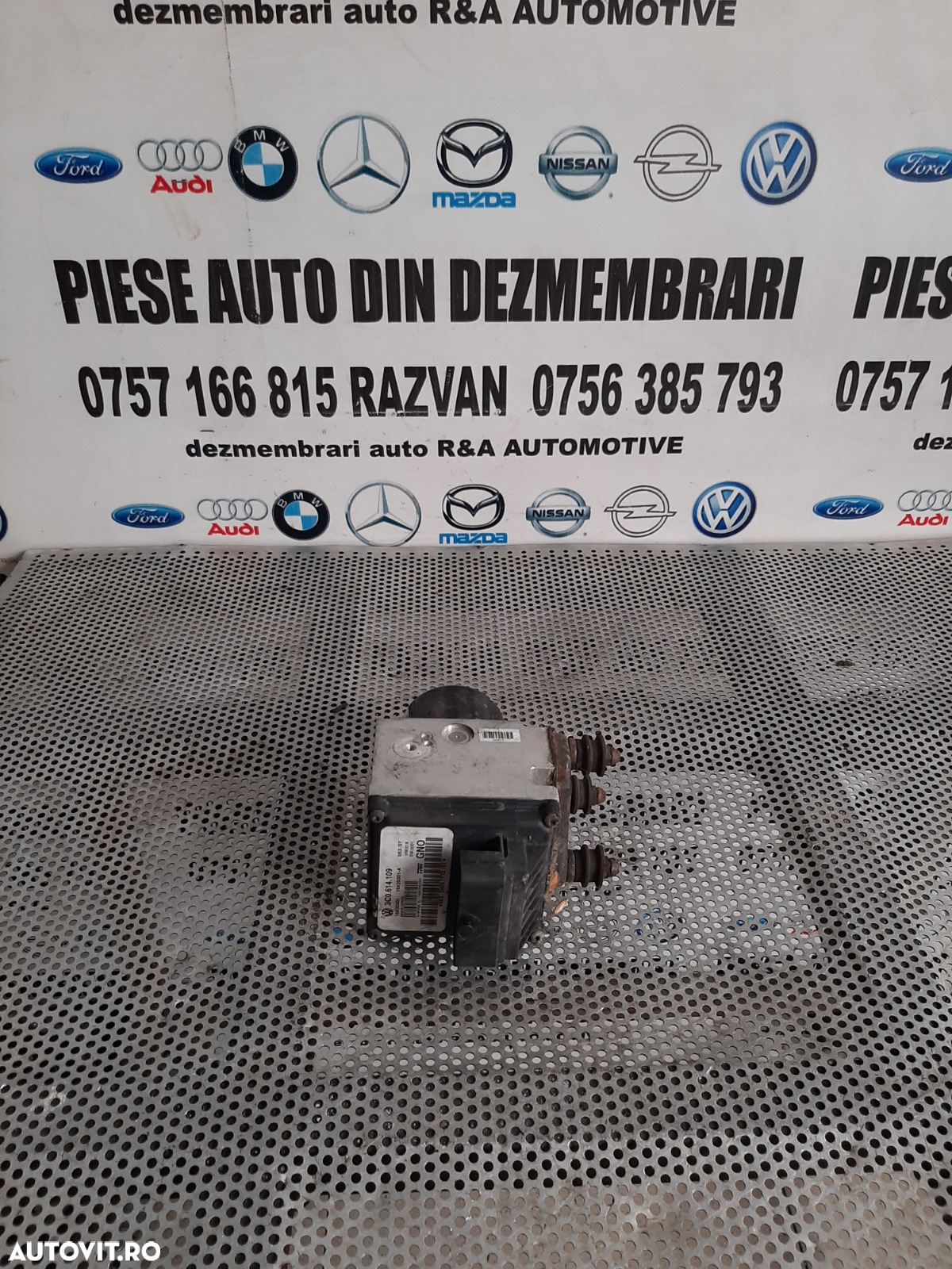 Modul Pompa Unitate ABS Vw Passat B6 An 2005-2006-2007-2008-2009-2010-2011 Volan Stanga Cod 3C Vand - 2