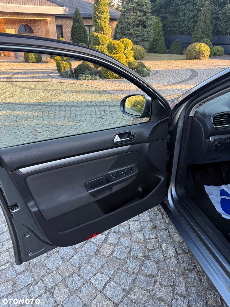 Volkswagen Golf 1.6 TDI Comfortline - 14