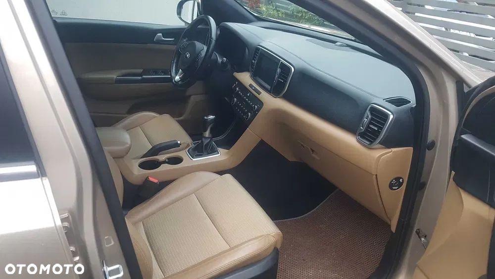 Kia Sportage 1.6 GDI S 2WD - 8