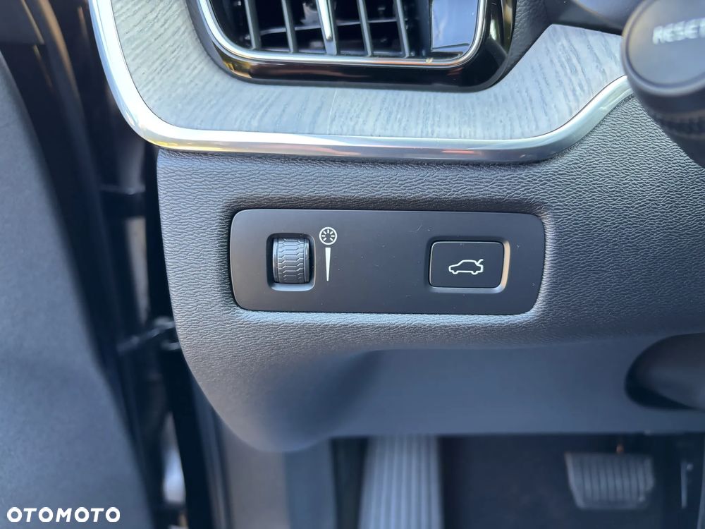 Volvo XC 60 B4 D Geartronic Inscription - 24