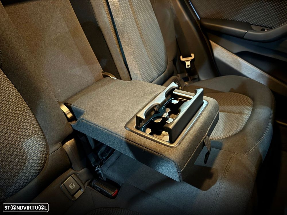 BMW X1 16 d sDrive Advantage Auto - 38