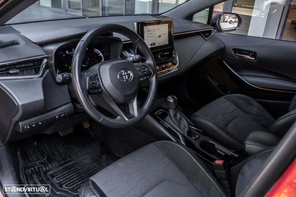 Toyota Corolla Touring Sports 1.8 Hybrid Exclusive - 27