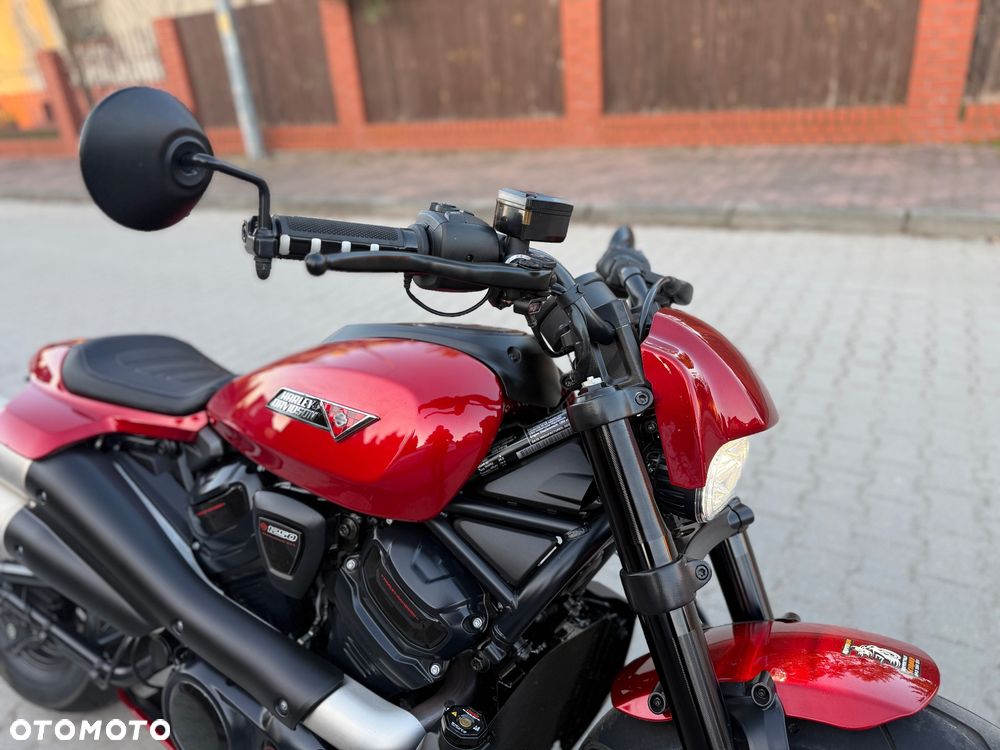 Harley-Davidson Sportster - 4