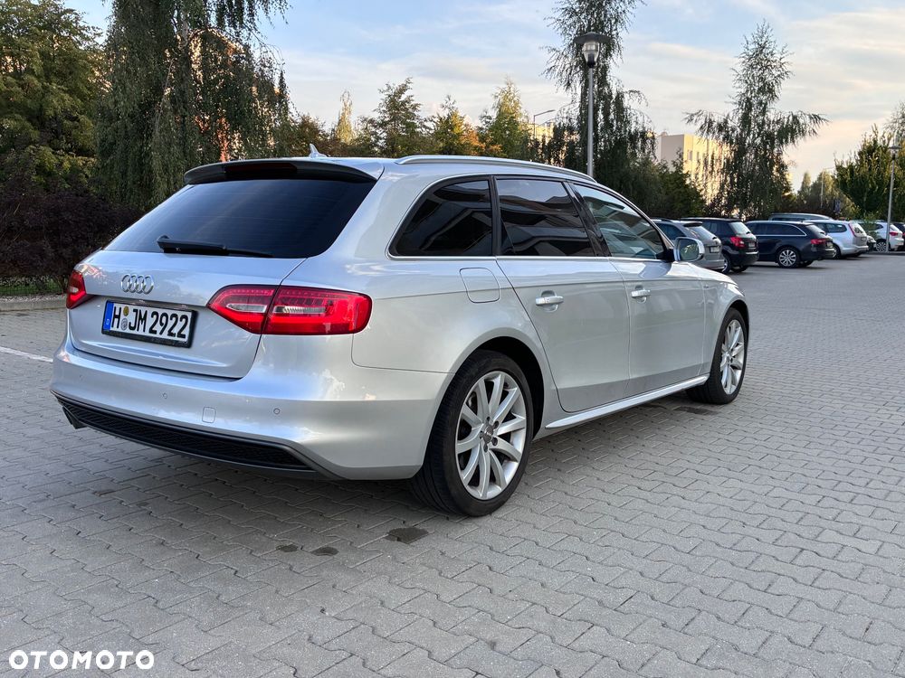 Audi A4 Avant 2.0 TDI DPF S line Sportpaket - 4