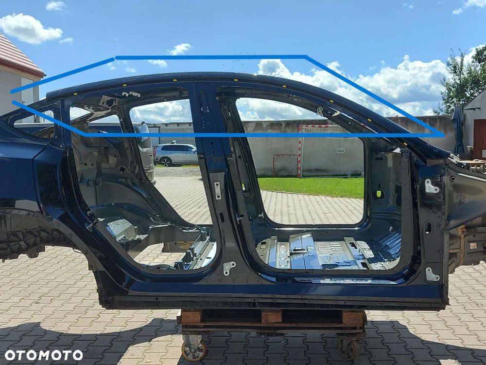 TESLA MODEL Y 2022r, napęd tył szyba panorama dach szklany glasssdach - 2