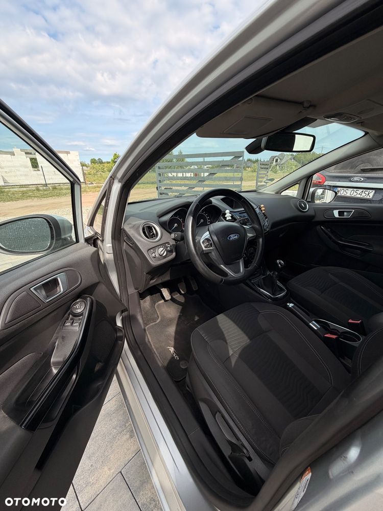 Ford Fiesta - 13