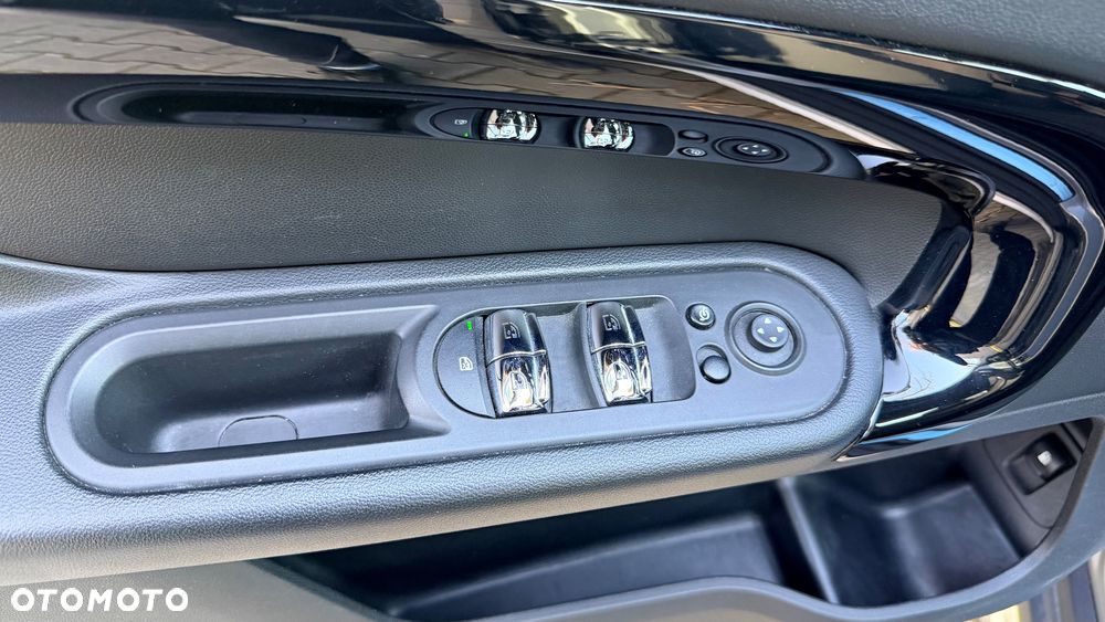 MINI Countryman Cooper SE ALL4 - 18