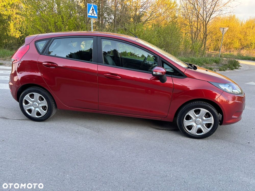 Ford Fiesta 1.25 Champions Edition - 18